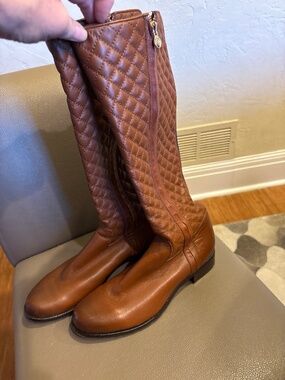Slim calf riding style boot